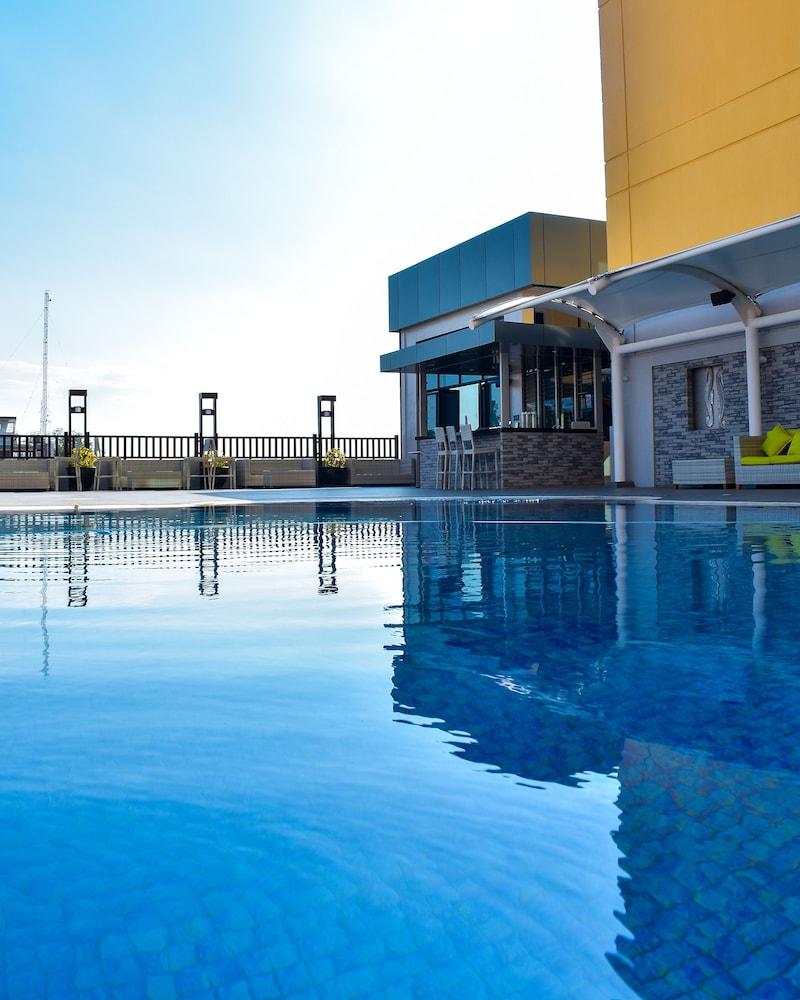 فندق ذا رويال ماندايا Davao City المظهر الخارجي الصورة